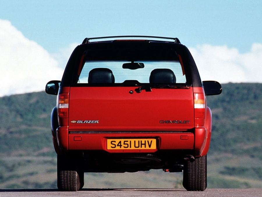  Chevrolet Blazer 1997 года  (UK) (фото 5 из 12)